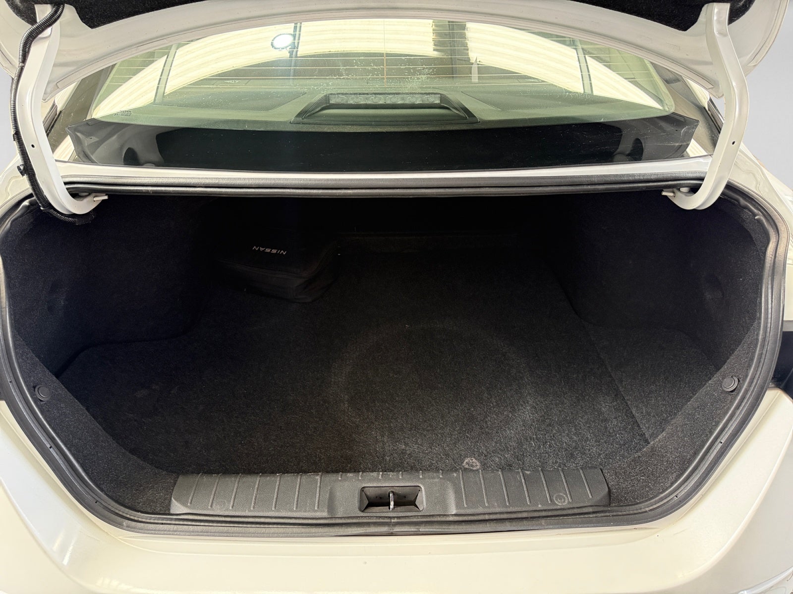 2022 Nissan SENTRA SR CVT