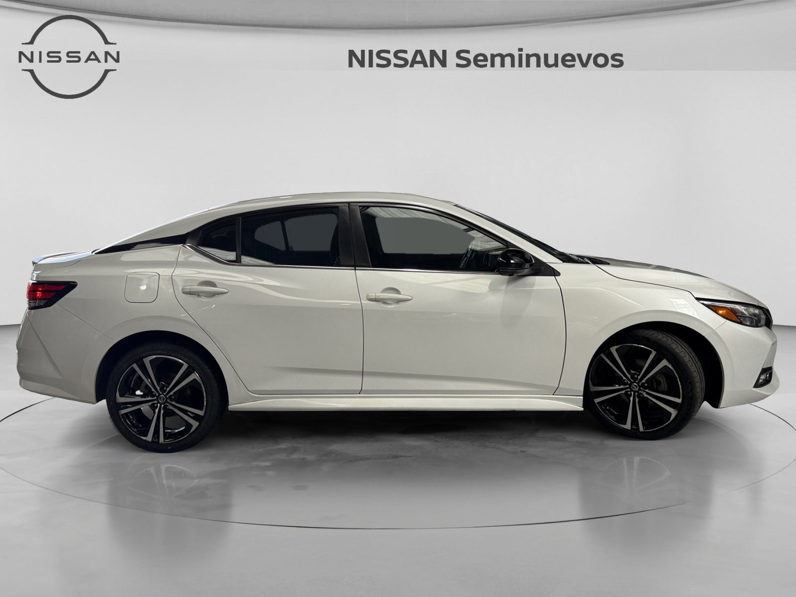 2022 Nissan SENTRA SR CVT