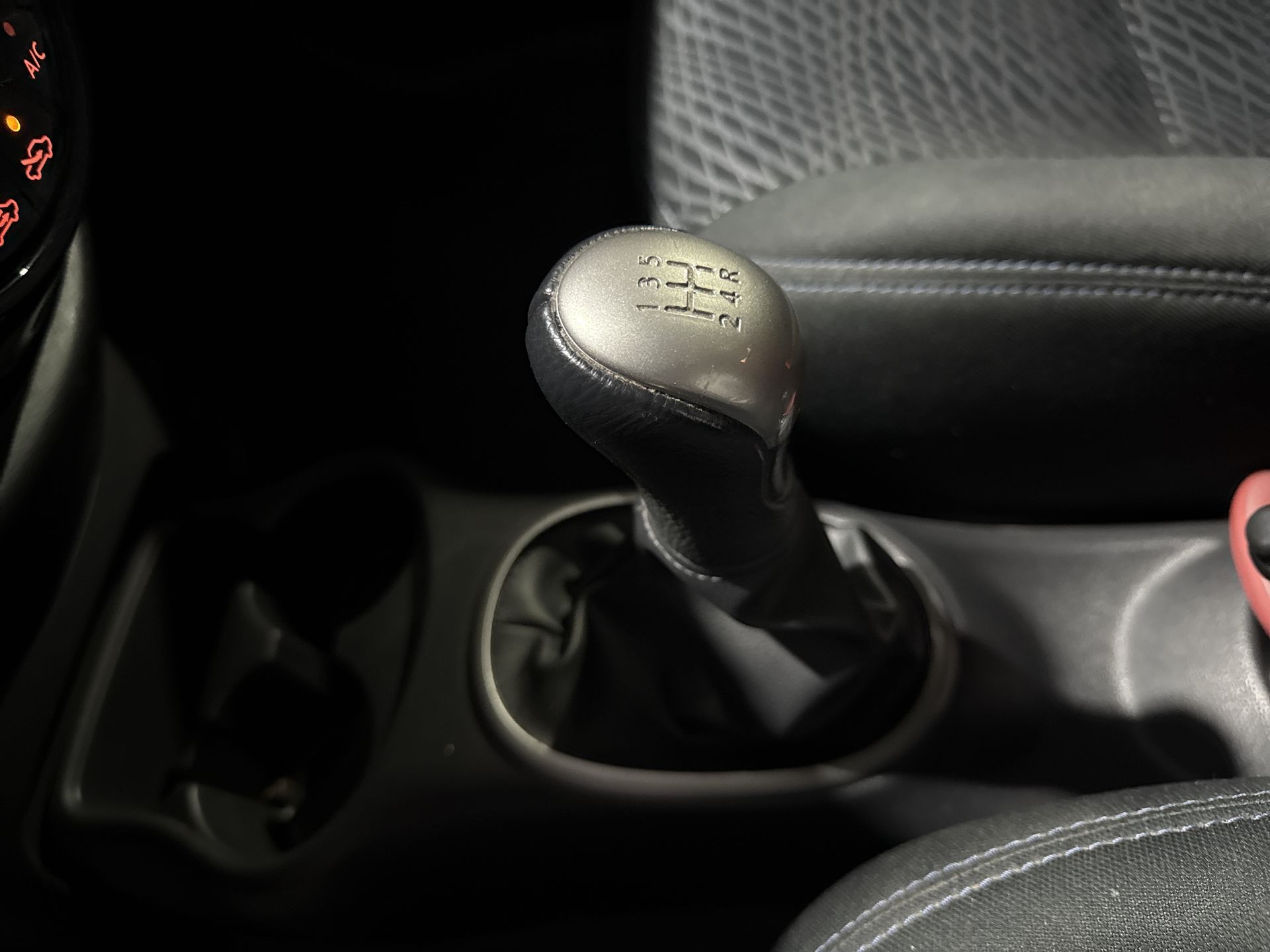 2019 Nissan MARCH SR NAVI TM