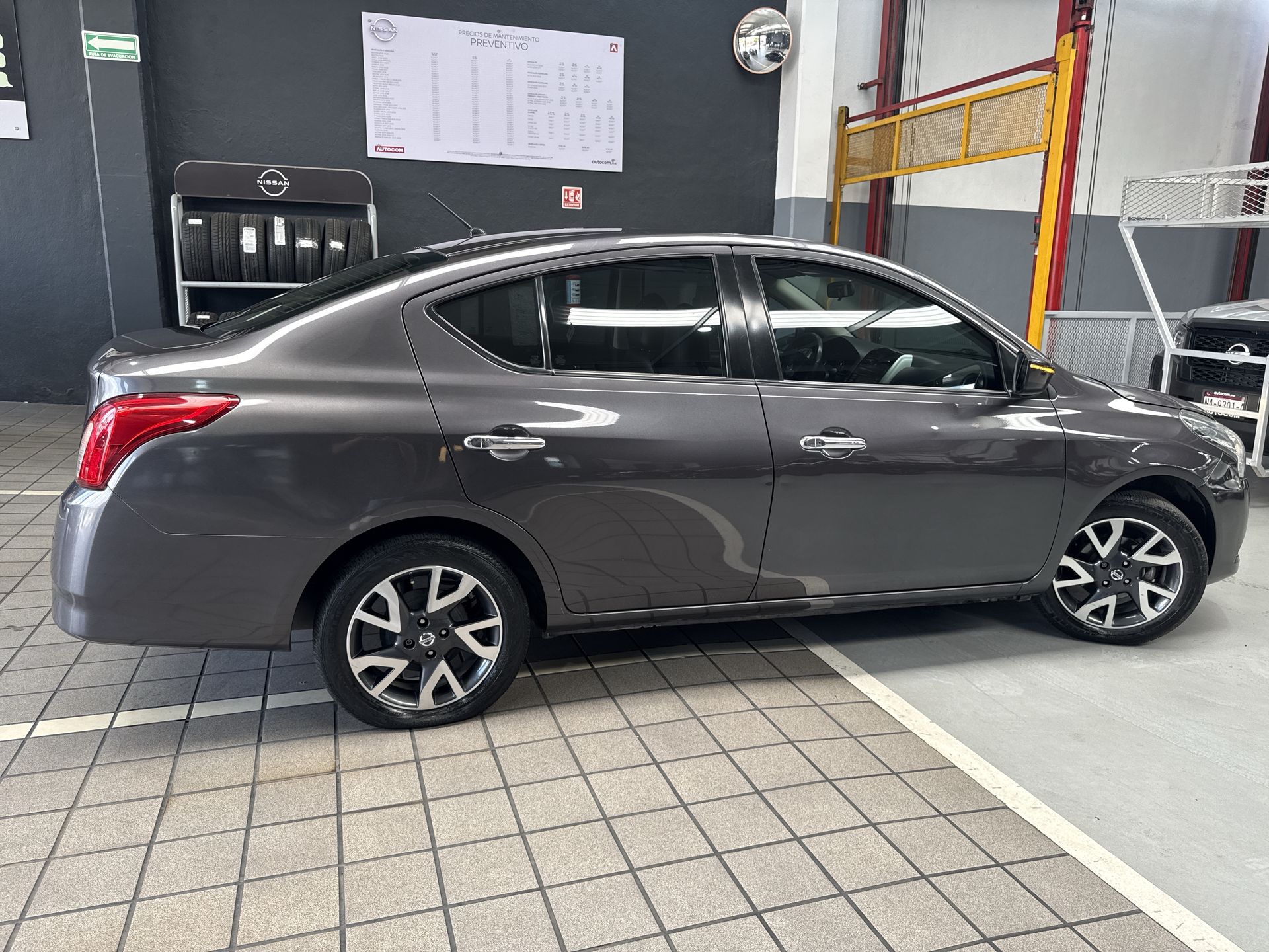 2018 Nissan VERSA EXCLUSIVE NAVI AT AC