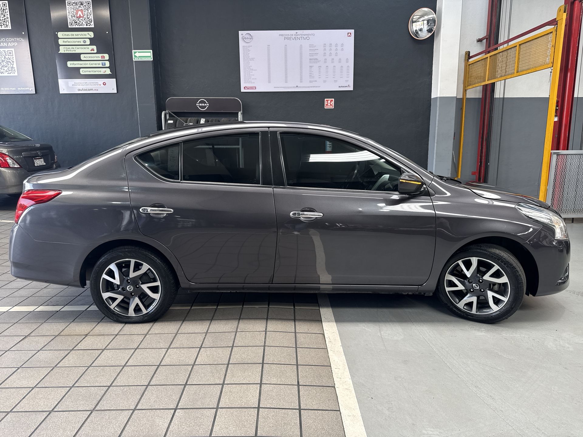 2018 Nissan VERSA EXCLUSIVE NAVI AT AC
