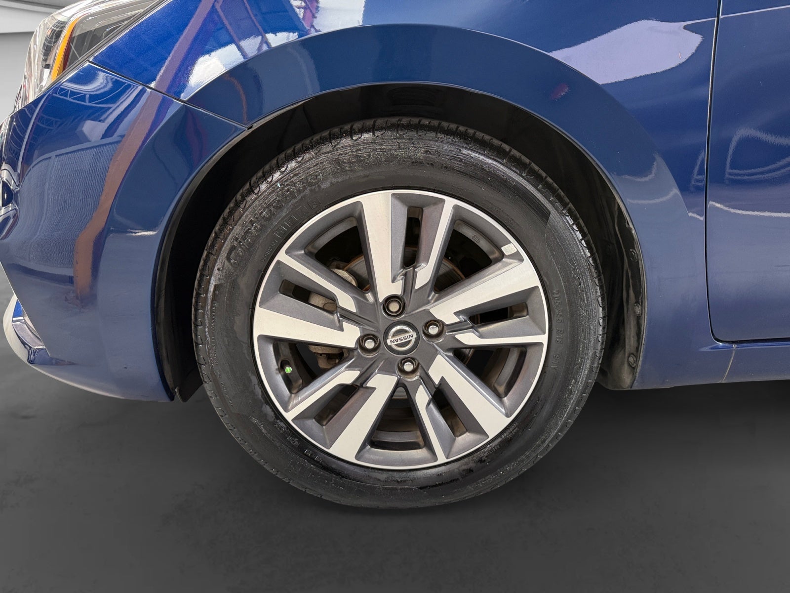 2020 Nissan VERSA ADVANCE CVT 22