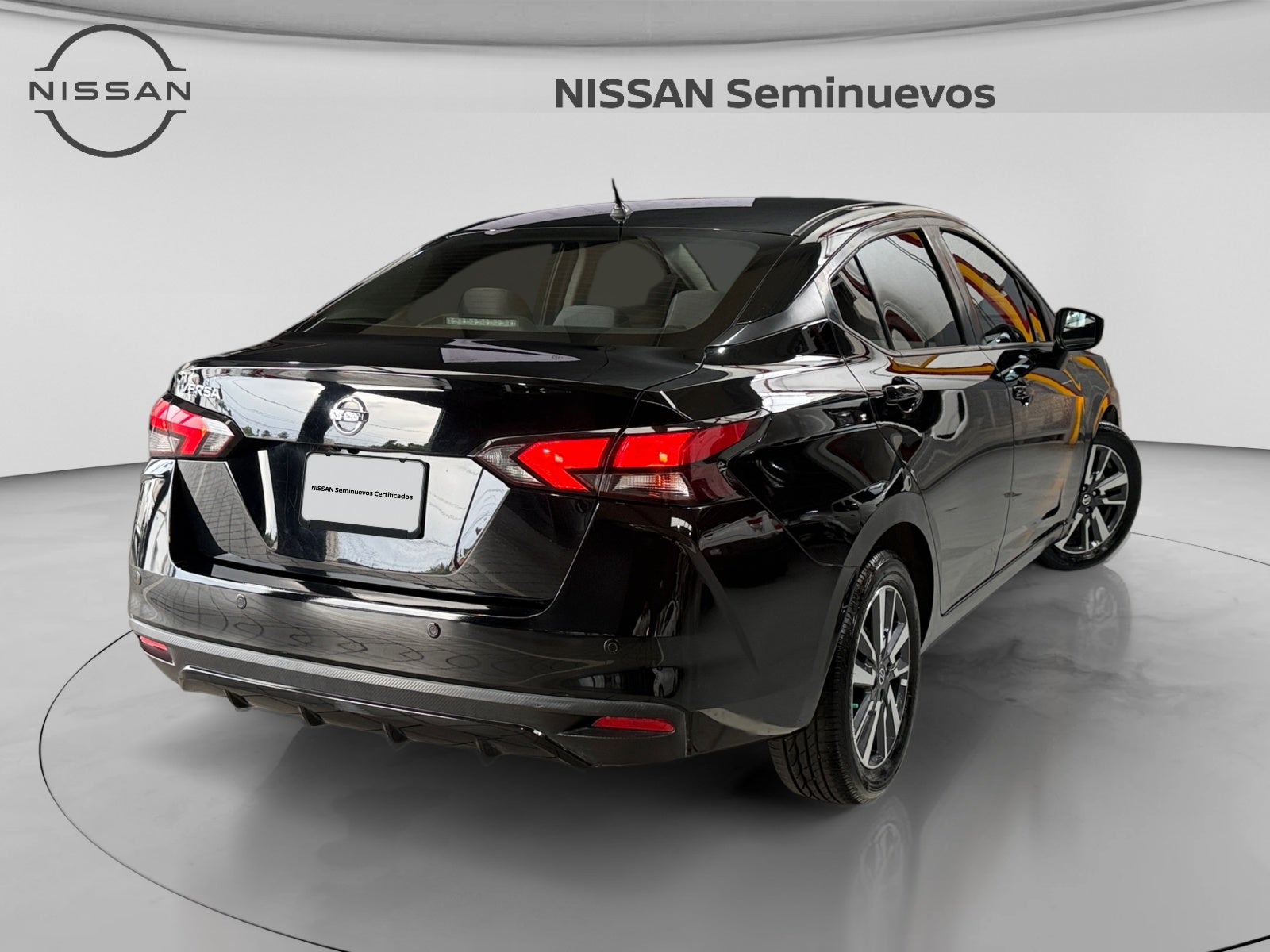 2020 Nissan VERSA ADVANCE MT