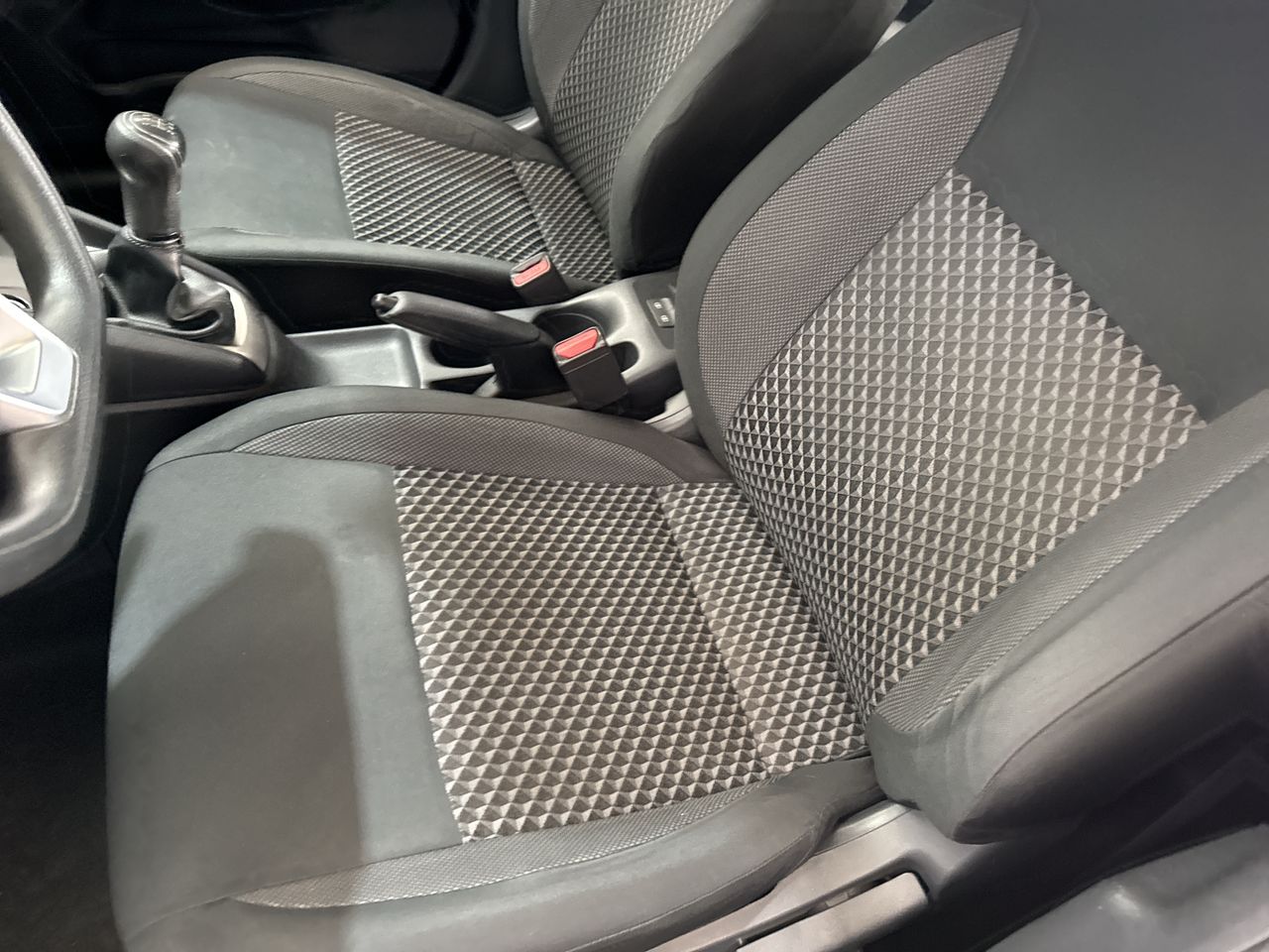 2020 Nissan VERSA SENSE MT