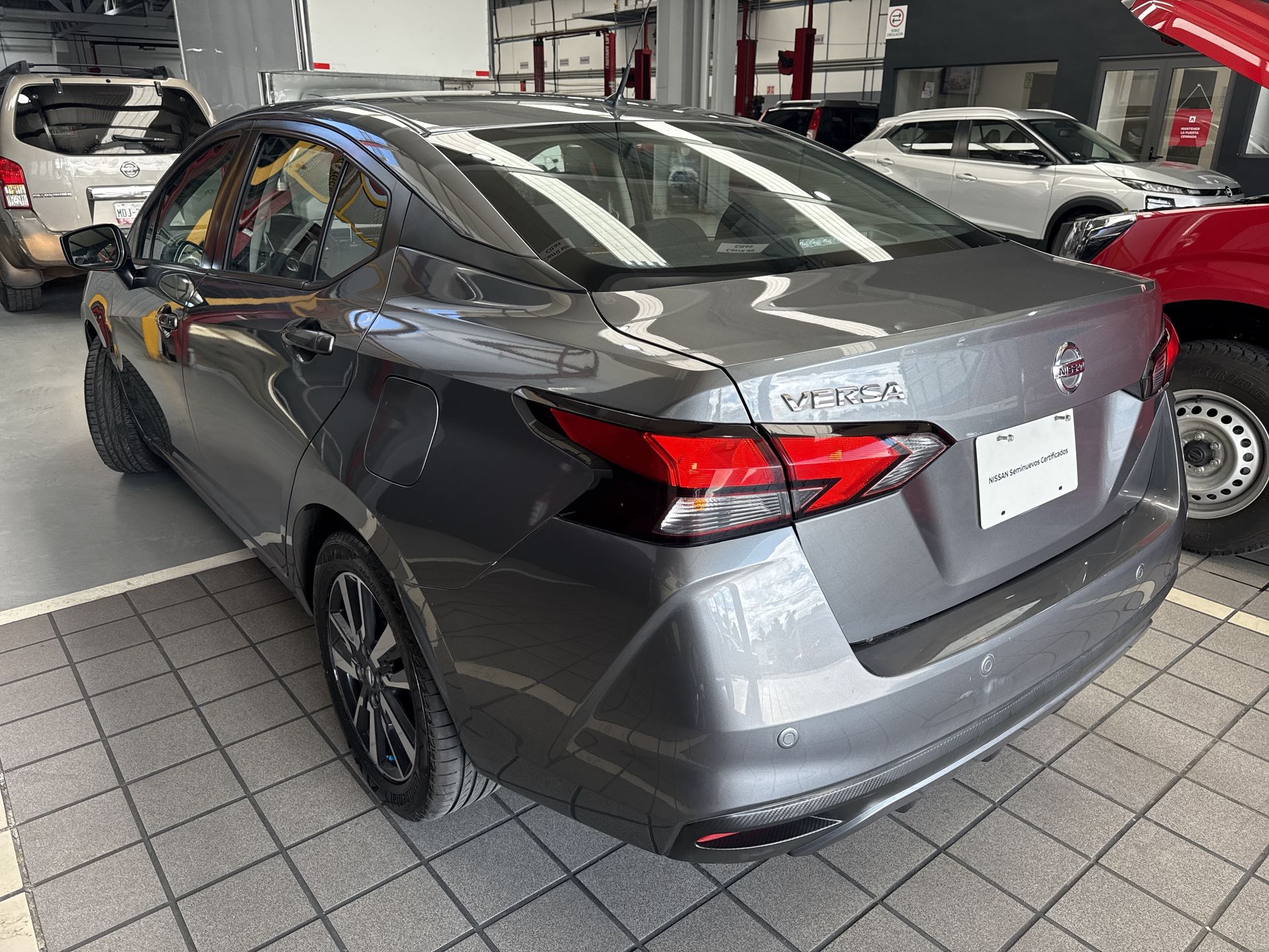 2022 Nissan VERSA ADVANCE CVT 22