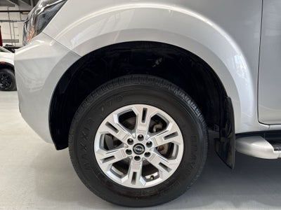 2024 Nissan FRONTIER FRONTIER LE TM 24