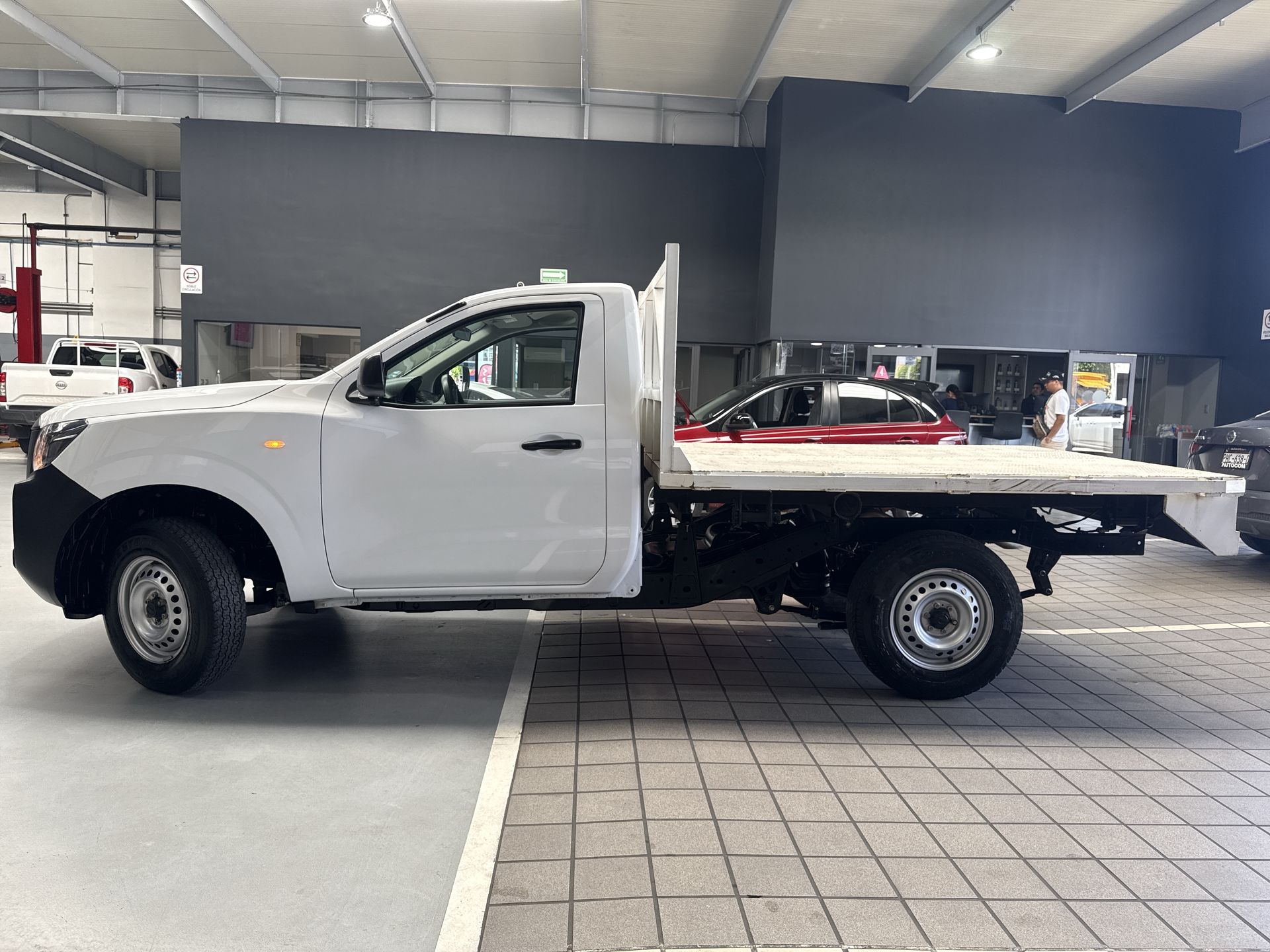 2023 Nissan NP300 CHASIS TM AC 23