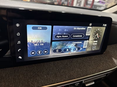 2025 Nissan KICKS PLATINUM CVT