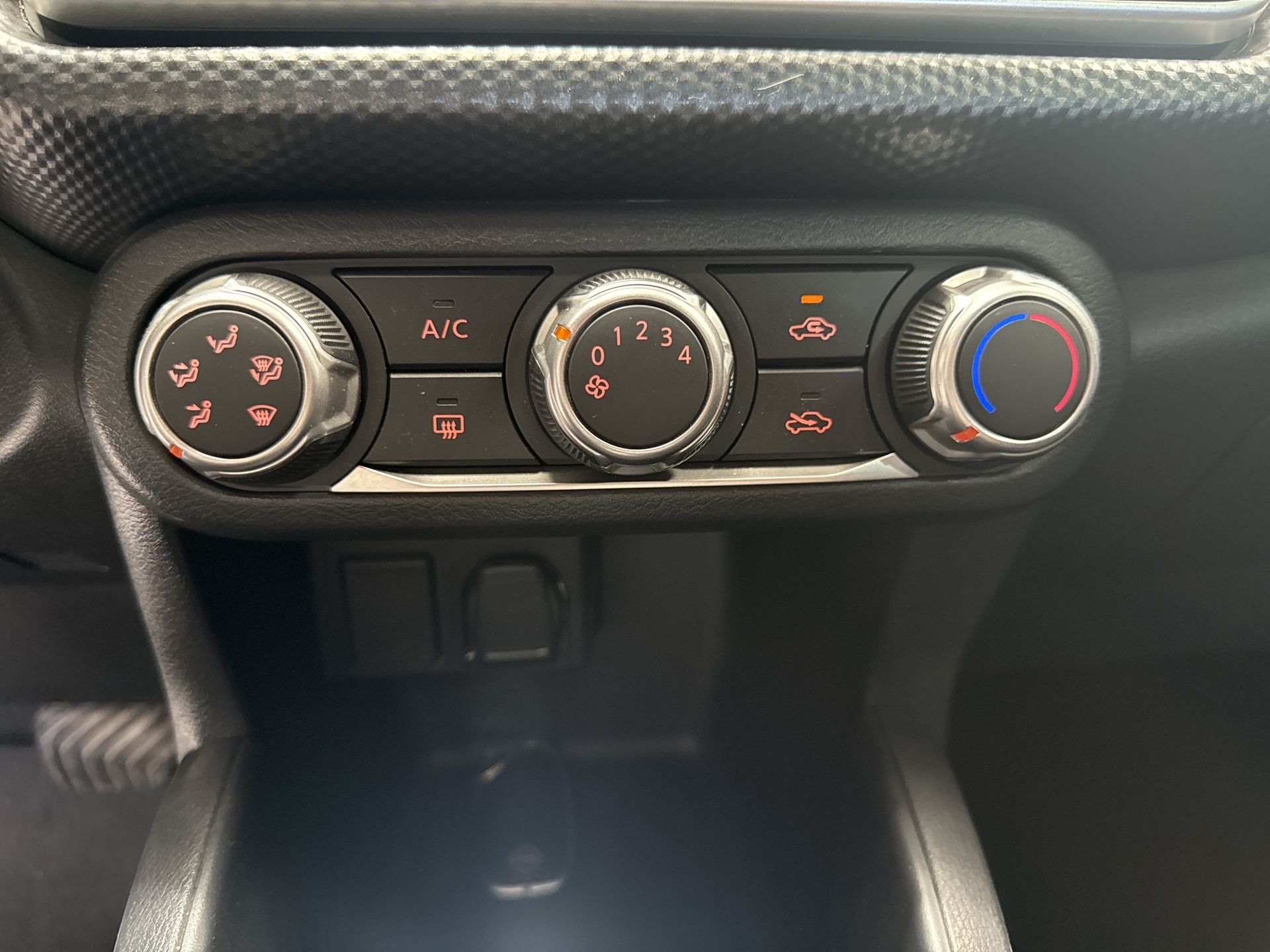 2024 Nissan KICKS ADVANCE 1.6 LTS CVT 24