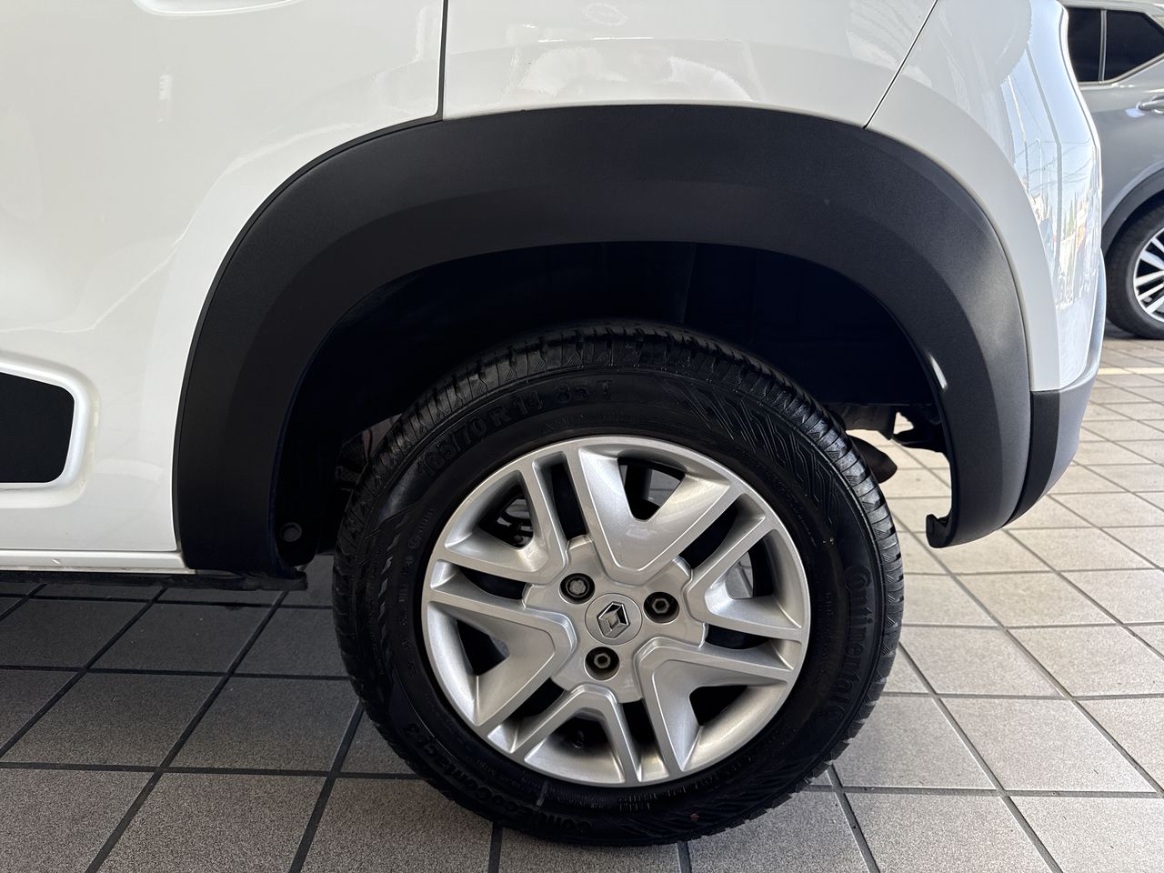 2022 RENAULT KWID ICONIC