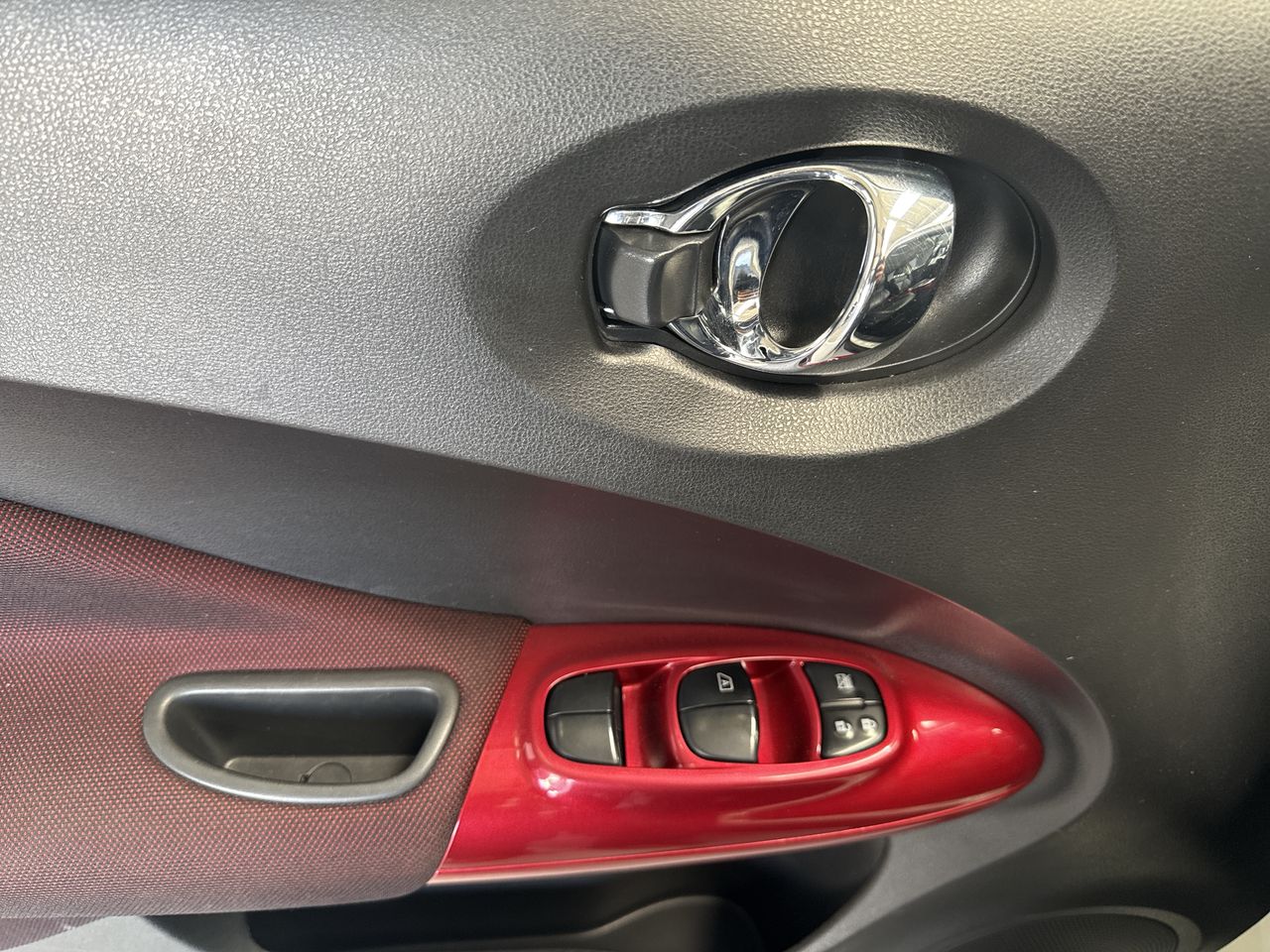 2016 Nissan JUKE EXCLUSIVE CVT