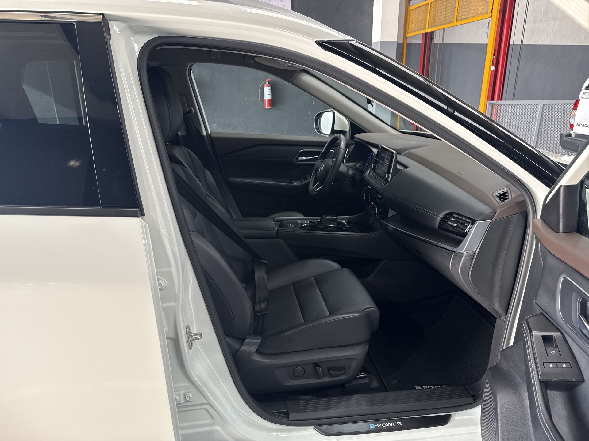 2024 Nissan X-TRAIL EXCLUSIVE E-POWER 2 ROW 23