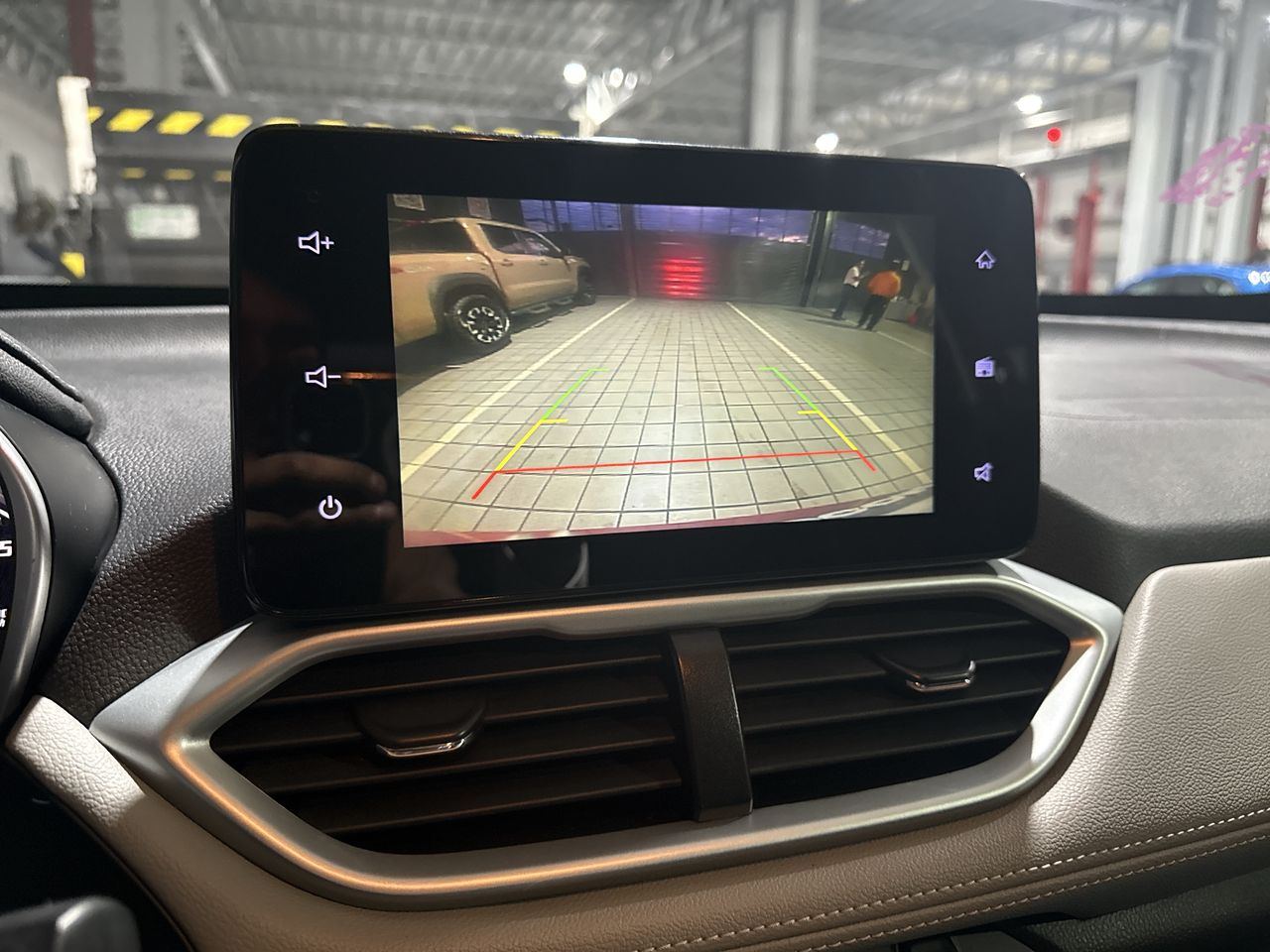 2022 Chevrolet GROOVE LT AT