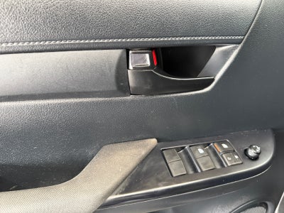 2019 Toyota HILUX 4X2 DOBLE CABINA SR