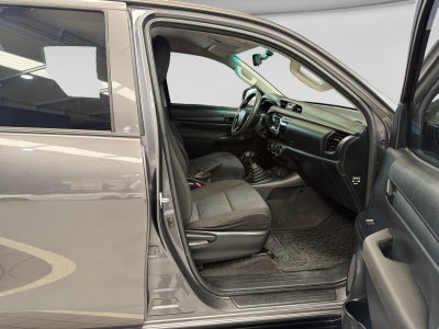 2019 Toyota HILUX 4X2 DOBLE CABINA SR