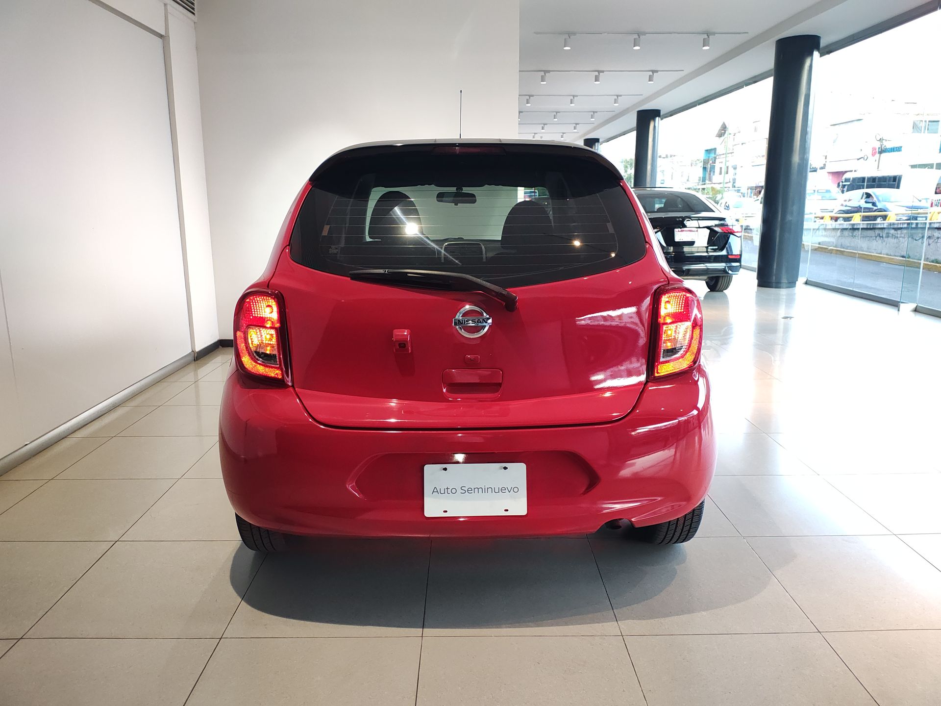 2020 Nissan MARCH EXCLUSIVE TA BI-TONO