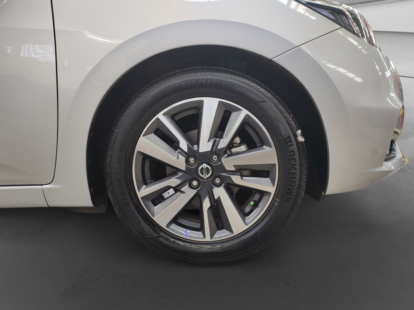 2022 Nissan VERSA VERSA ADVANCE CVT