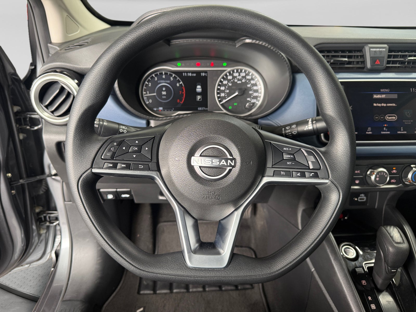 2025 Nissan VERSA ADVANCE CVT 25