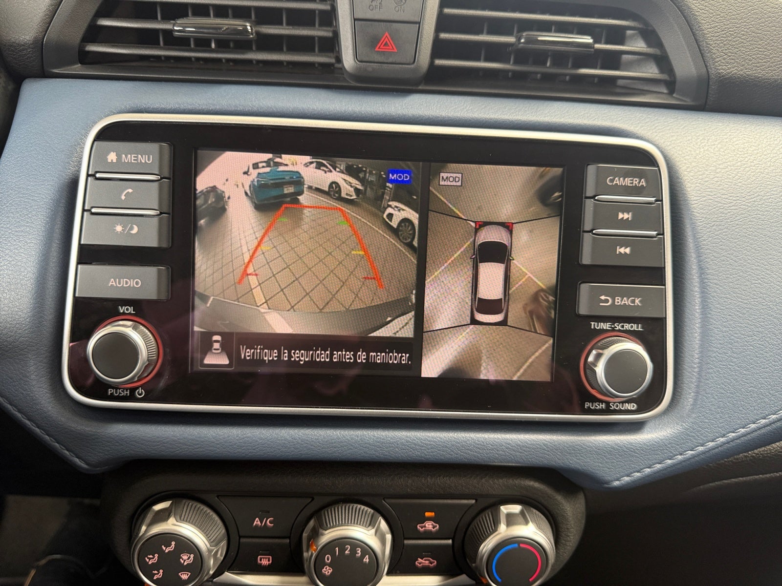 2025 Nissan VERSA ADVANCE CVT 25