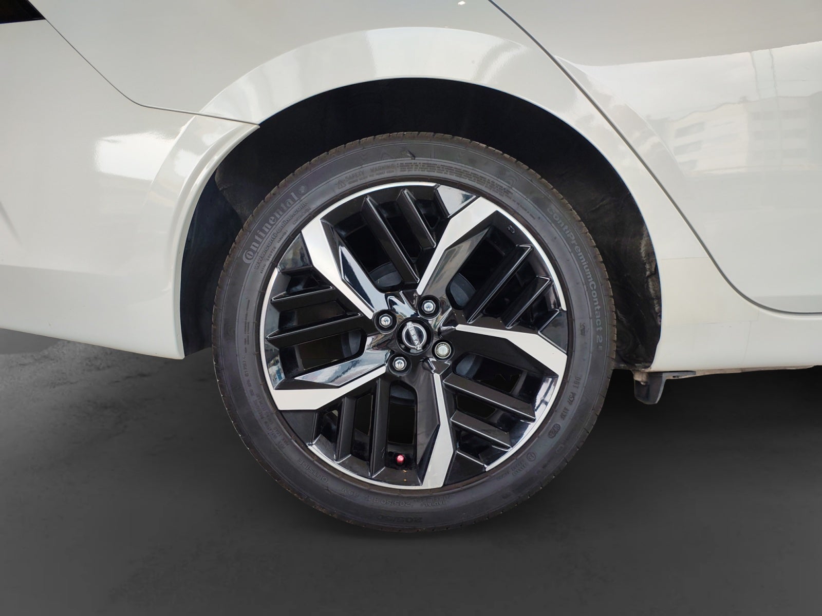 2024 Nissan VERSA SR CVT 24