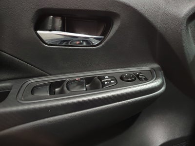 2023 Nissan VERSA ADVANCE MT 23