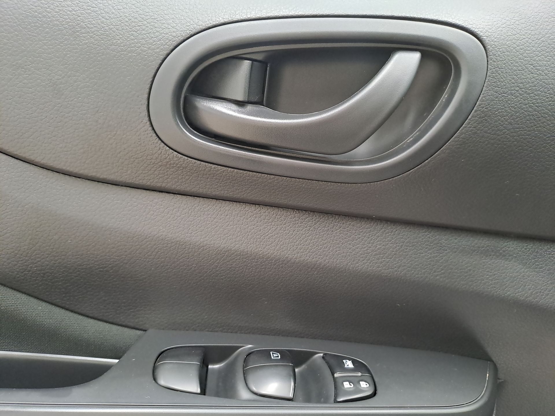 2024 Nissan FRONTIER FRONTIER SE TM 24