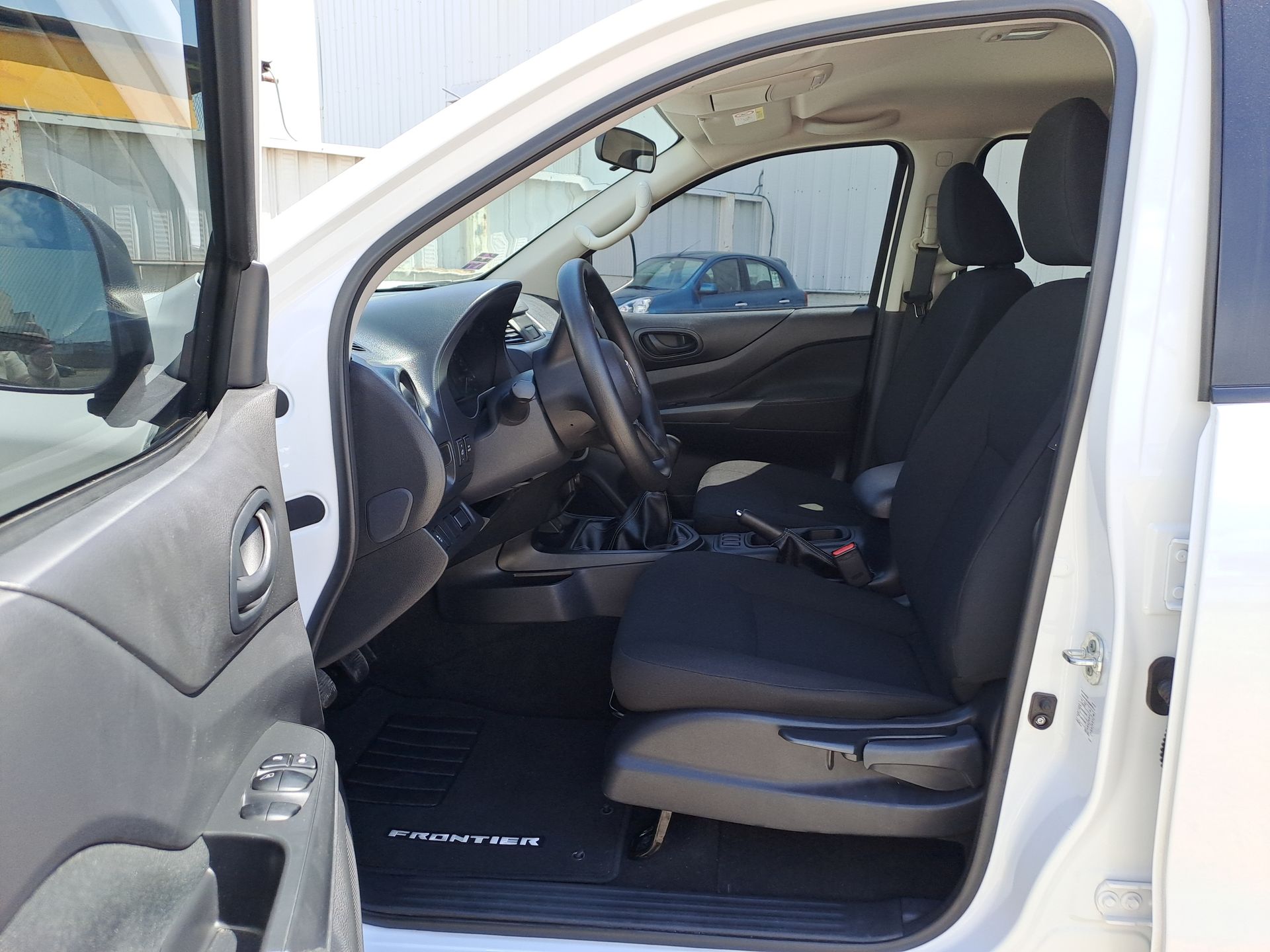 2024 Nissan FRONTIER FRONTIER SE TM 24