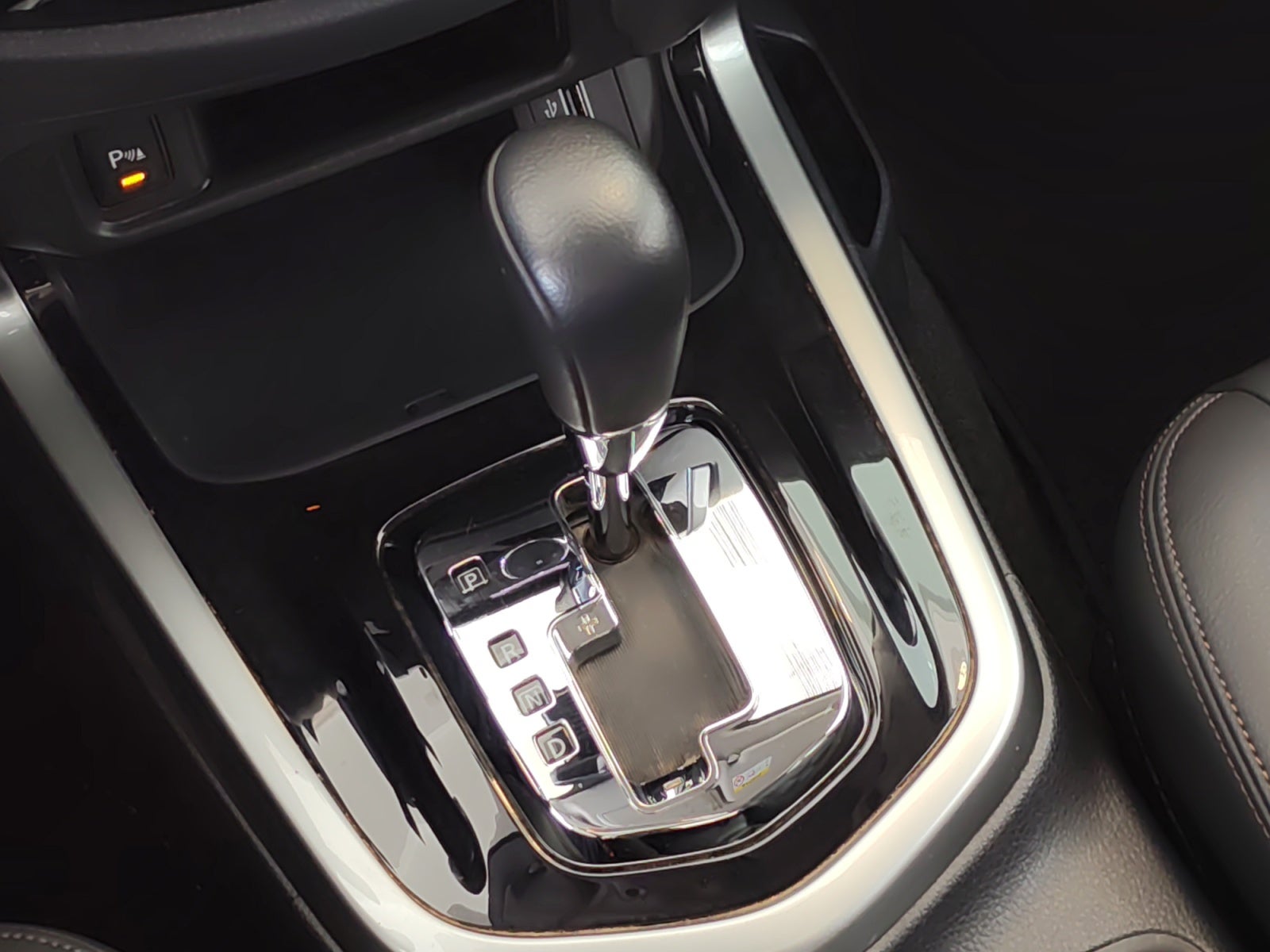 2024 Nissan FRONTIER FRONTIER PLATINUM LE TA 24