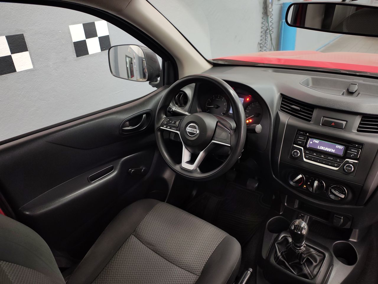2022 Nissan NP300 CHASIS TM AC 22