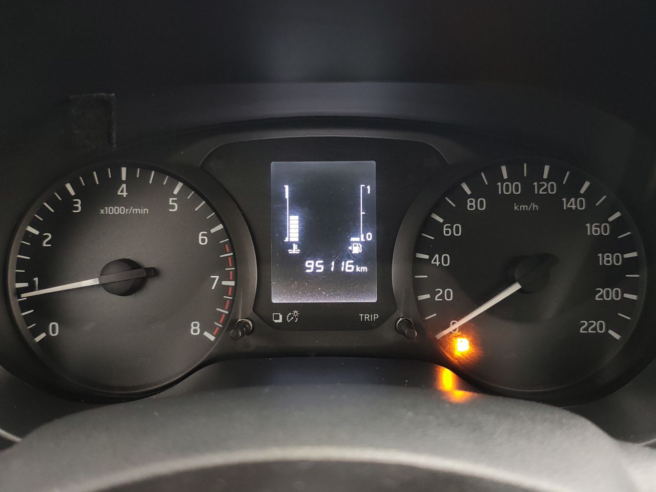 2022 Nissan NP300 CHASIS TM AC 22