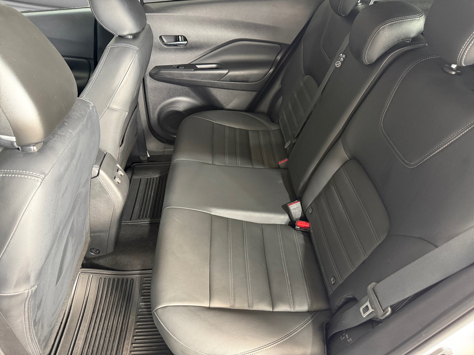 2024 Nissan KICKS PLATINUM 1.6 LTS CVT 24