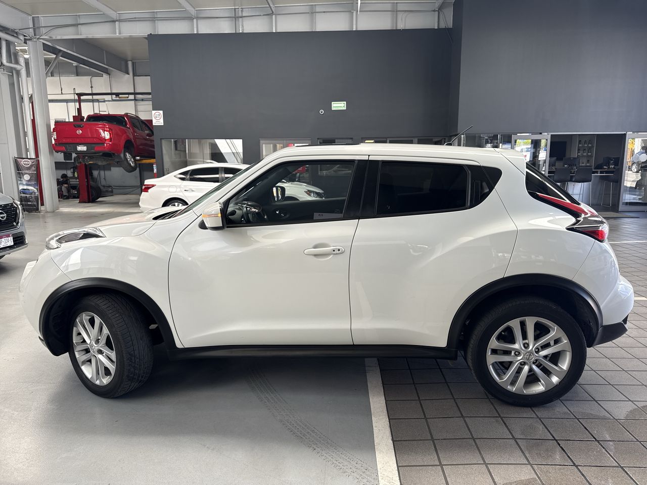 2016 Nissan JUKE EXCLUSIVE CVT