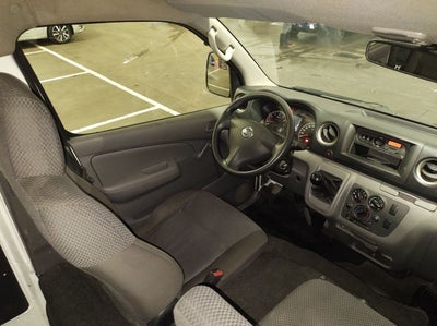 2021 Nissan URVAN PANEL 4 VENTANAS AMPLIA PAQ. SEG TM 21