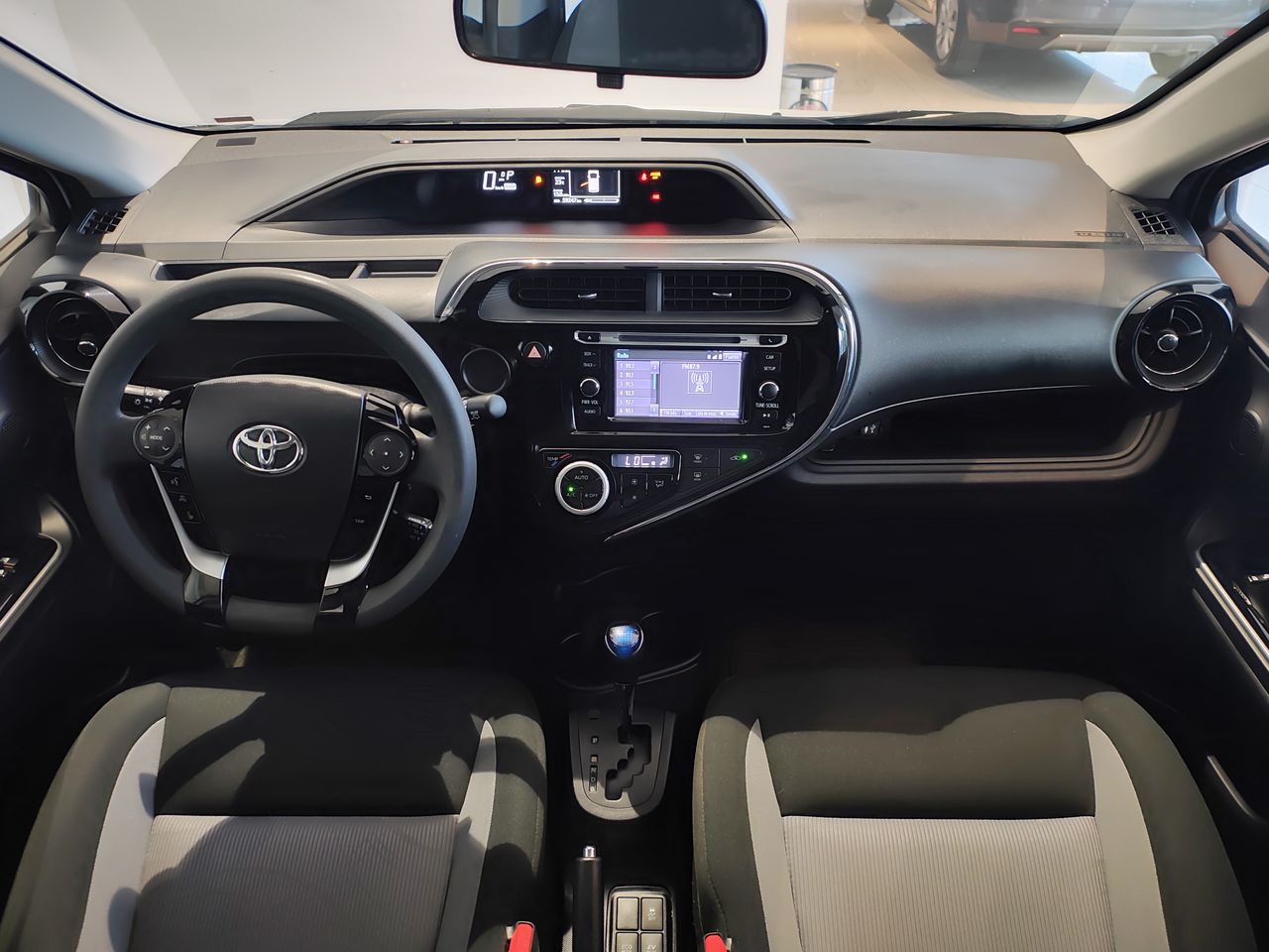2019 Toyota PRIUS 1.5 HYBRID AUTO