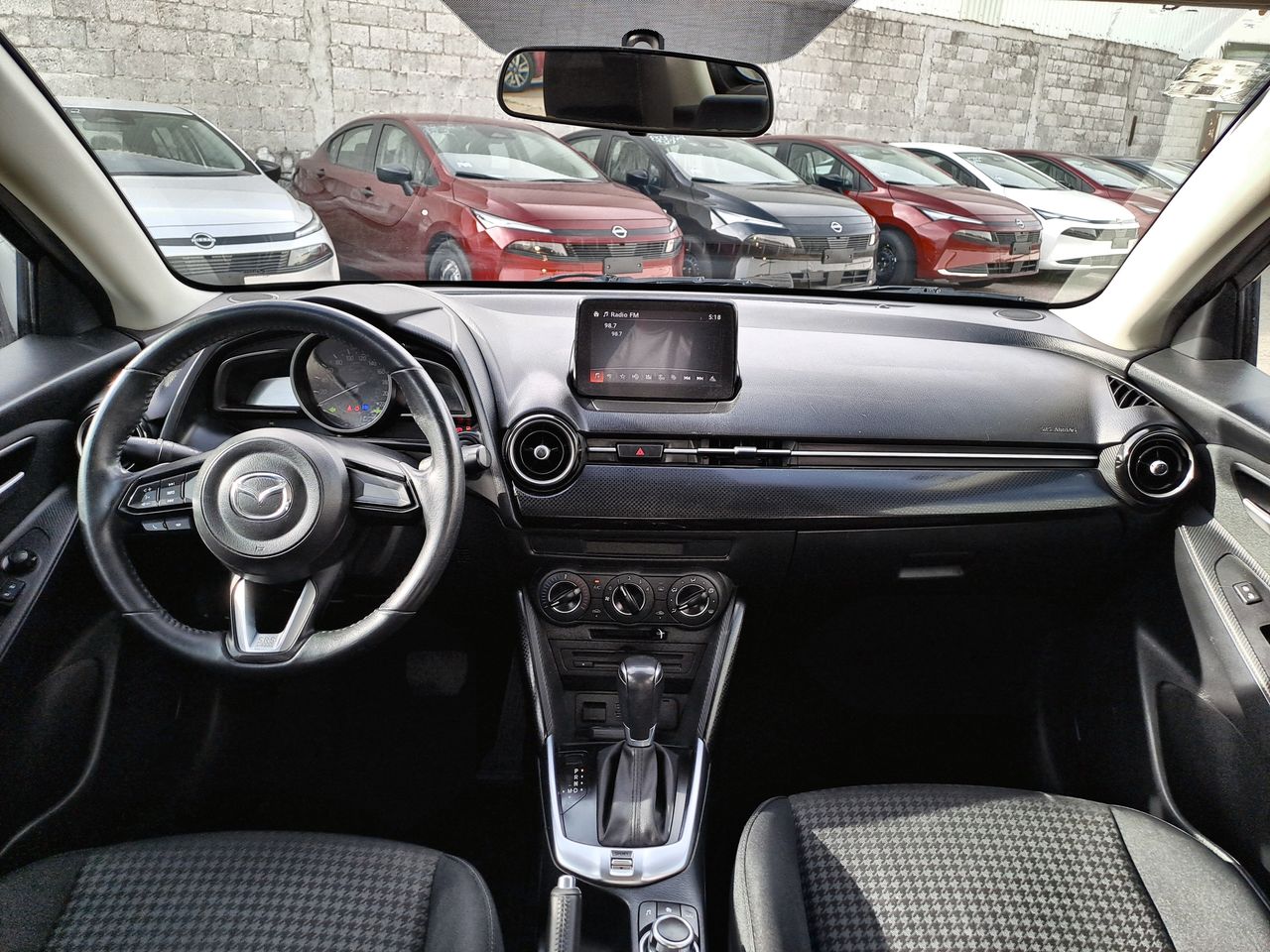 2019 Mazda MAZDA2 I TOURING 5 PUERTAS T/A