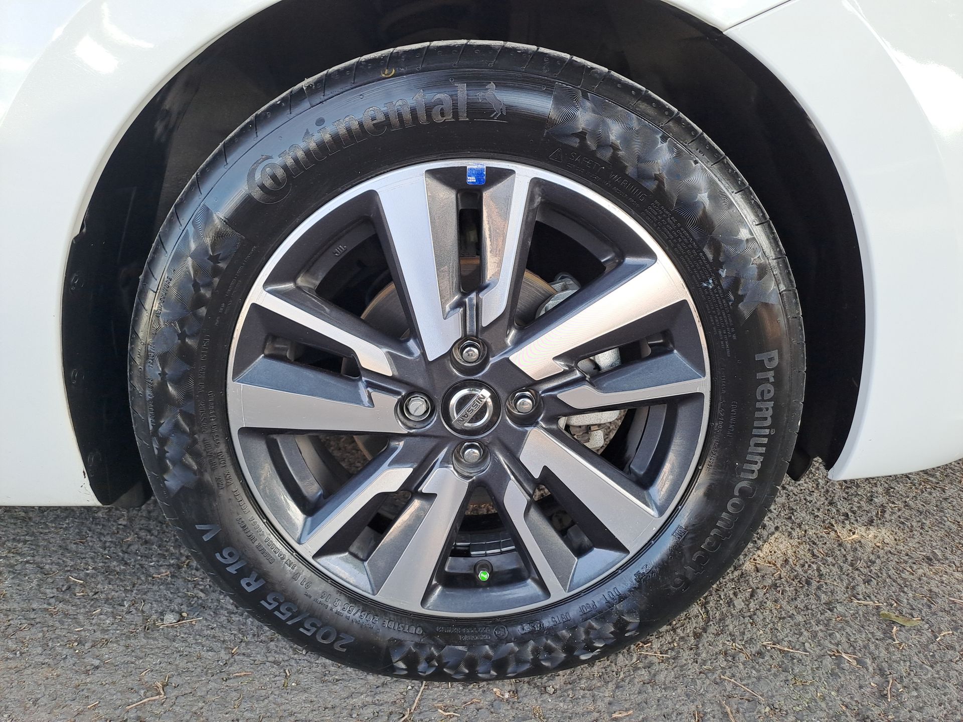 2022 Nissan VERSA ADVANCE CVT 22