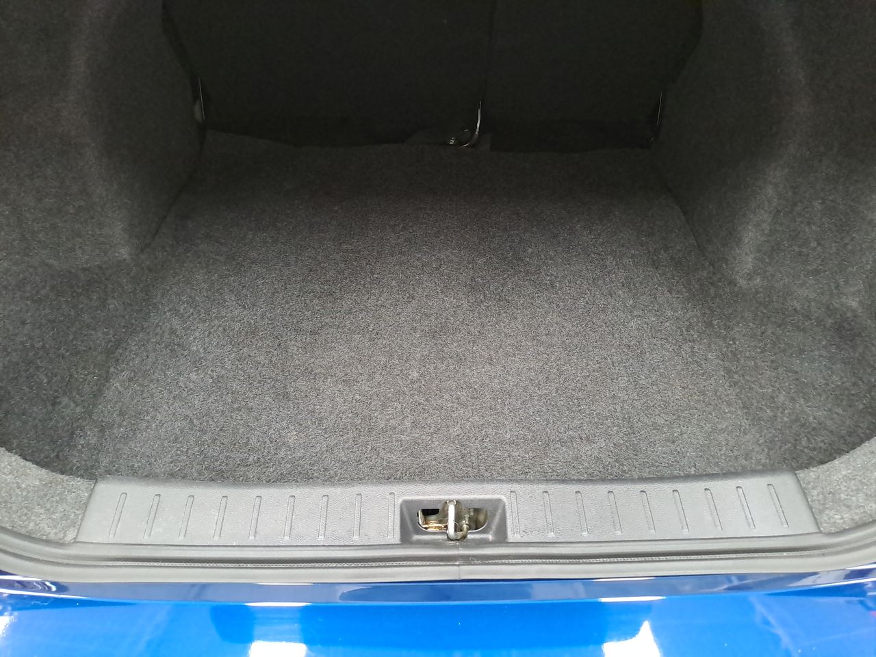 2023 Nissan VERSA ADVANCE CVT 23