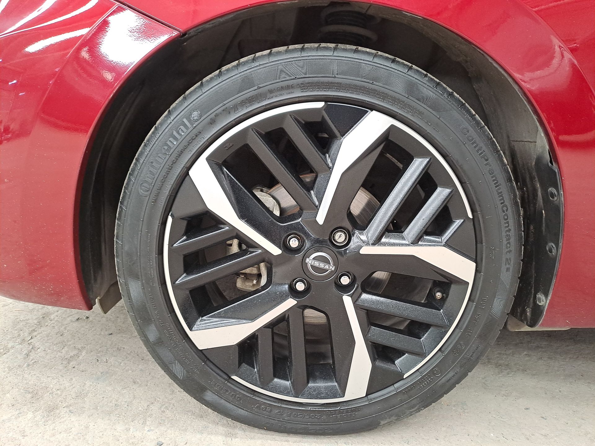2023 Nissan VERSA SR CVT 23