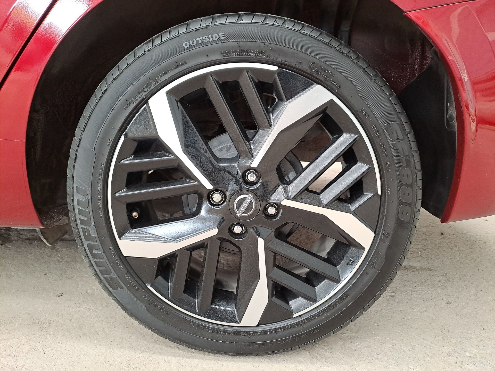 2023 Nissan VERSA SR CVT 23