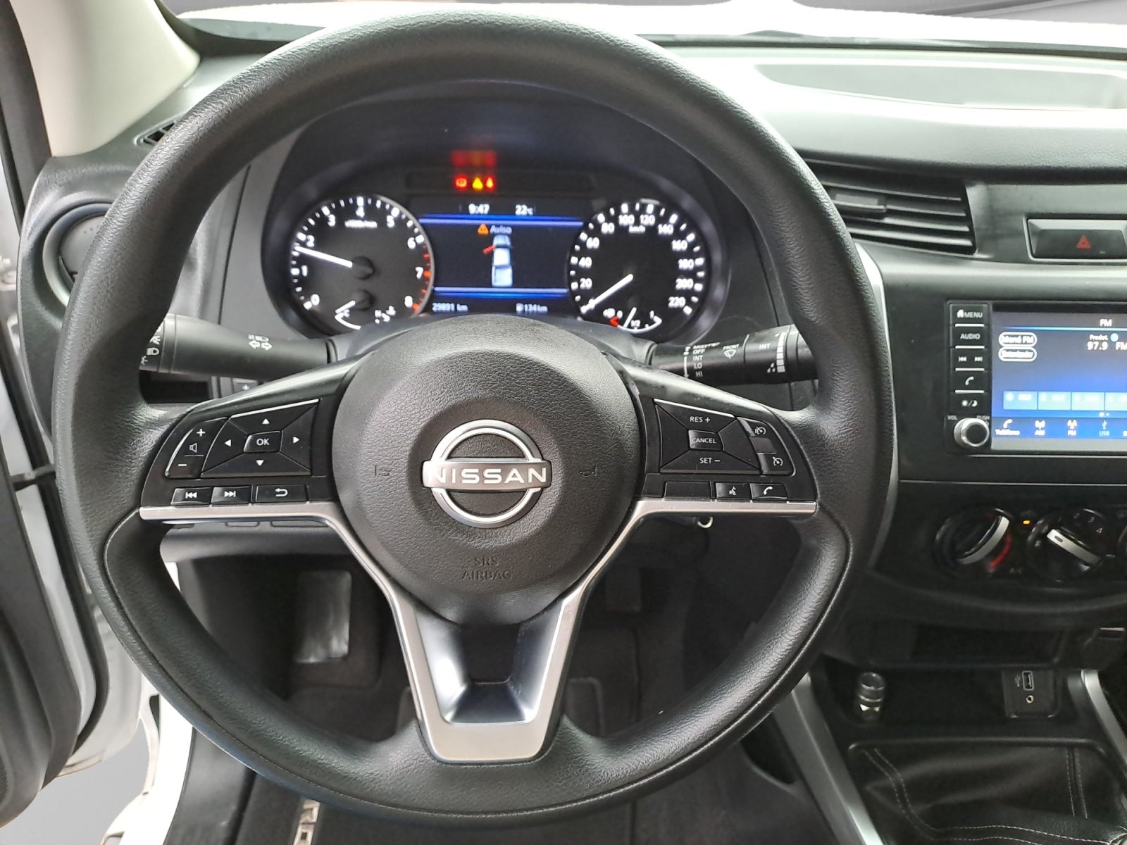 2024 Nissan FRONTIER FRONTIER LE TM 24