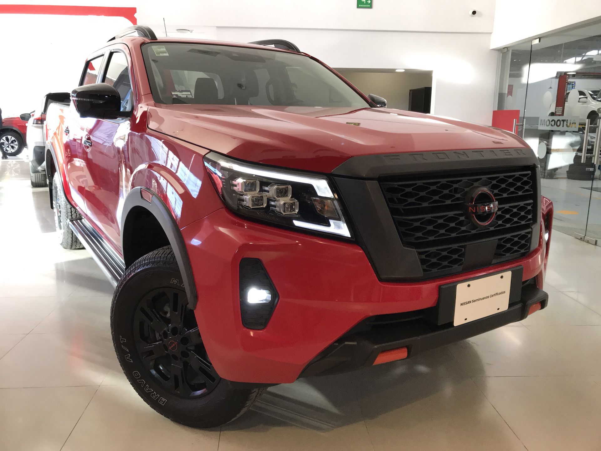 2024 Nissan FRONTIER FRONTIER PRO-4X 4X4 TA 24