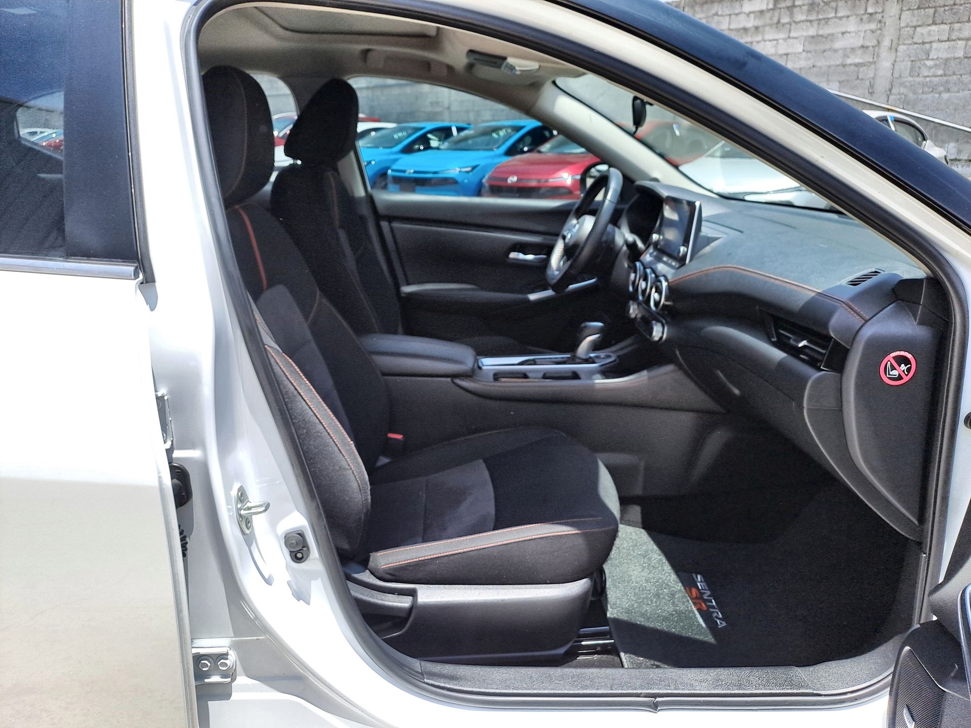 2023 Nissan SENTRA SR BITONO CVT 23