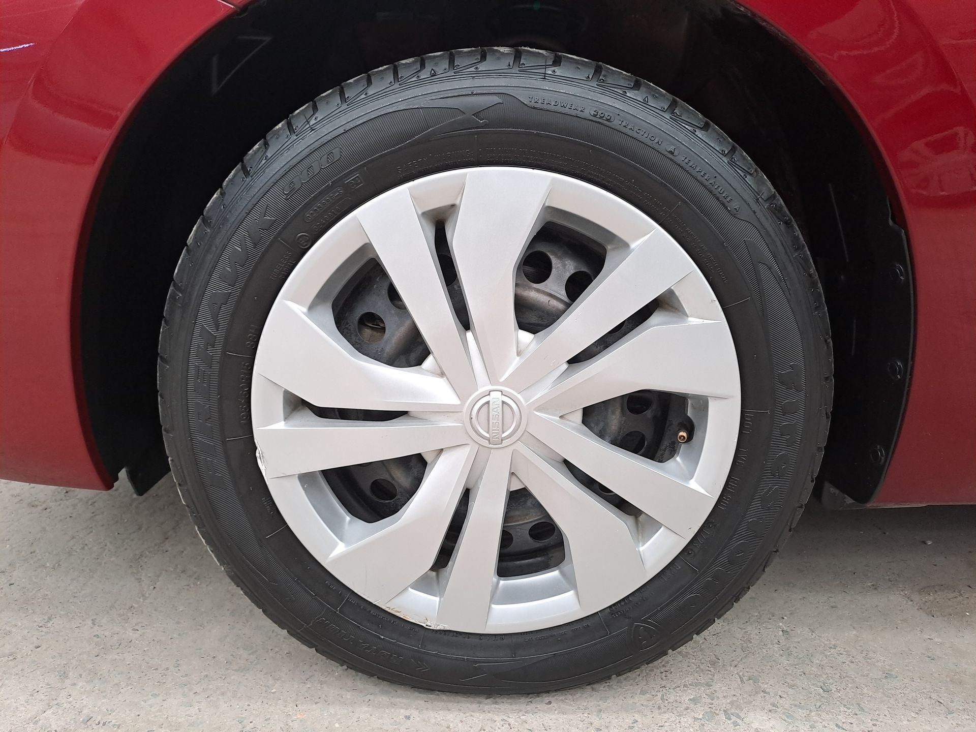 2023 Nissan VERSA SENSE MT 23