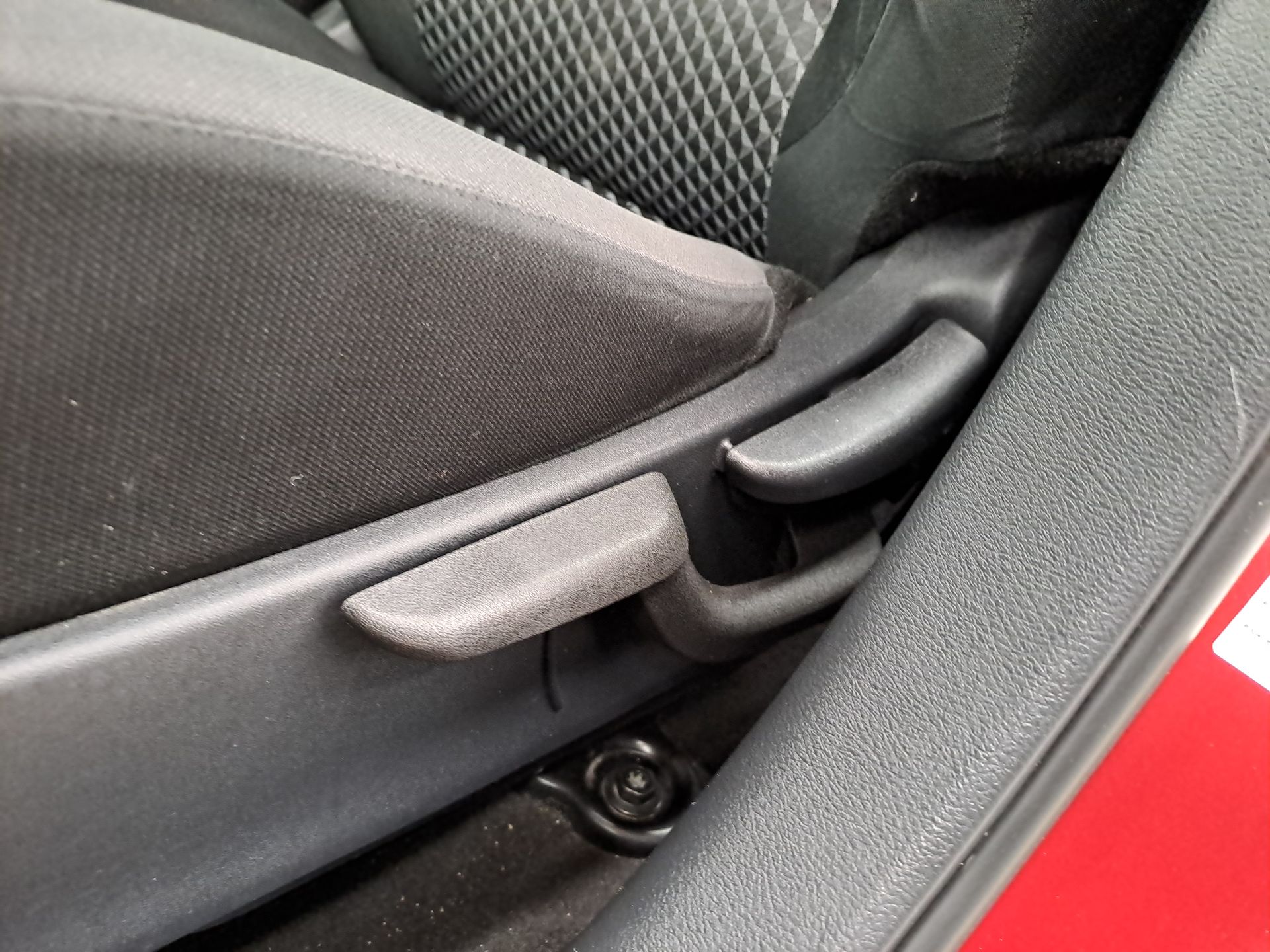 2023 Nissan VERSA SENSE MT 23