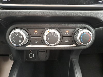 2023 Nissan VERSA SENSE MT 23