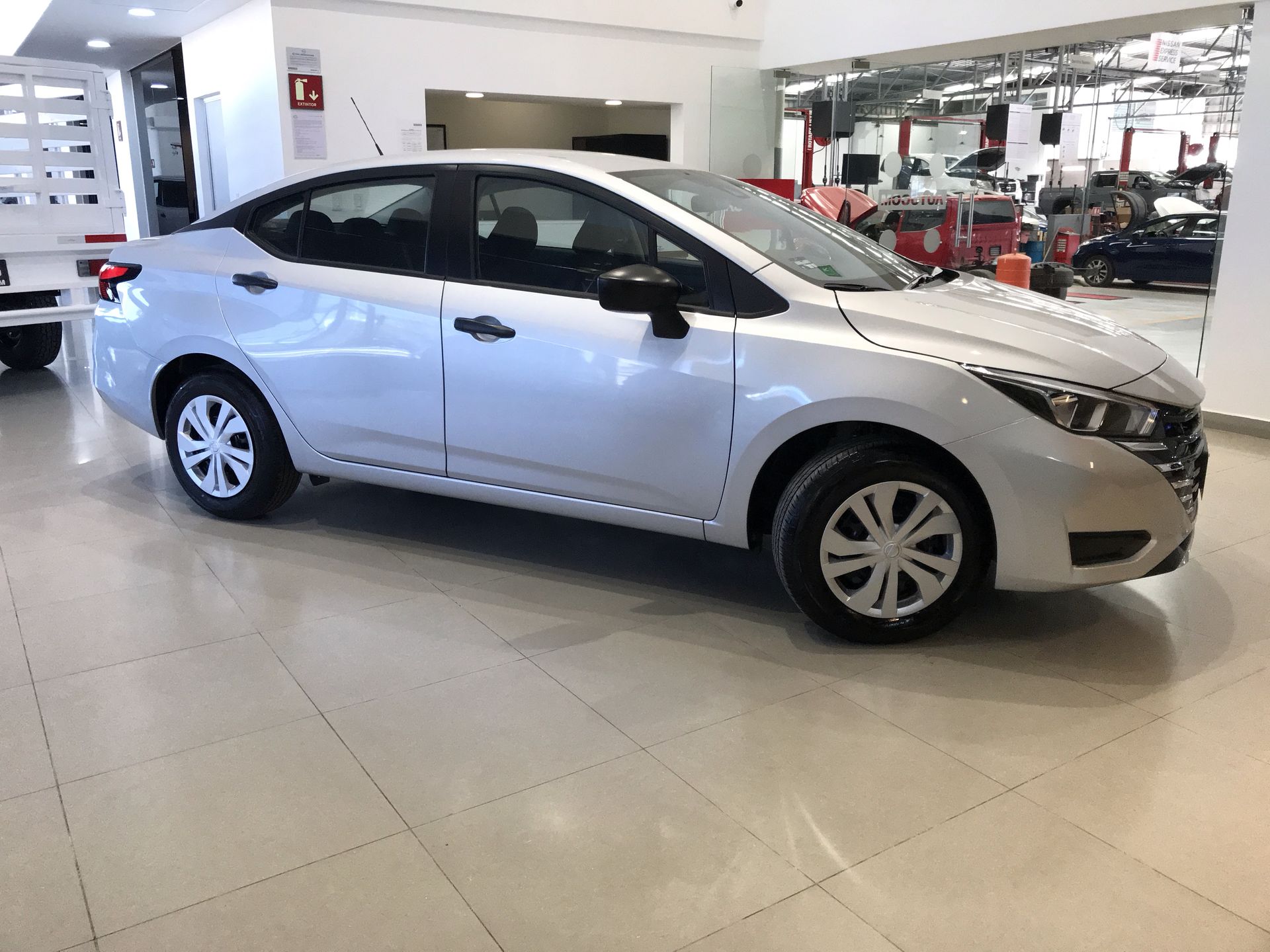2025 Nissan VERSA VERSA SENSE MT