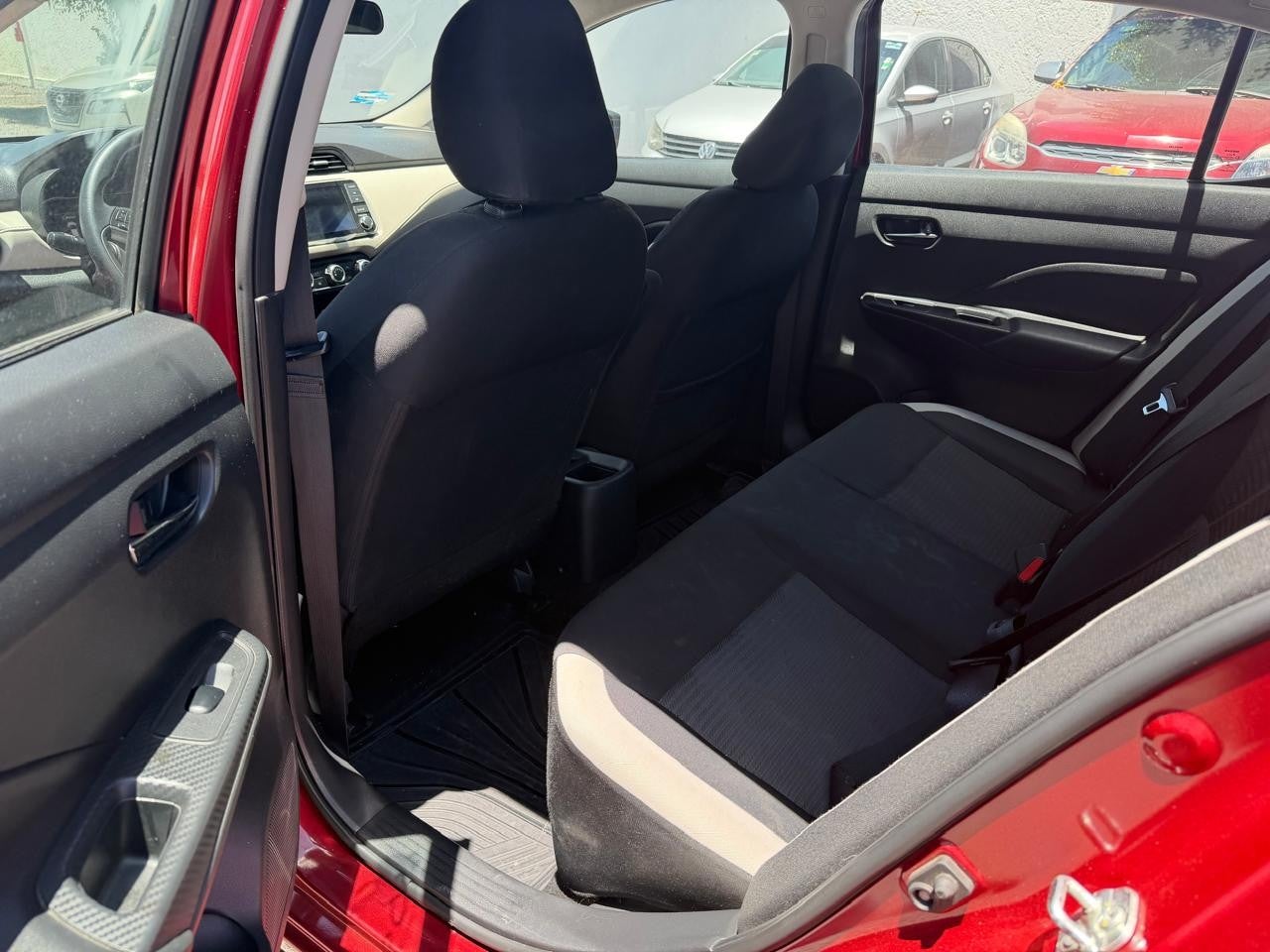 2020 Nissan VERSA ADVANCE CVT