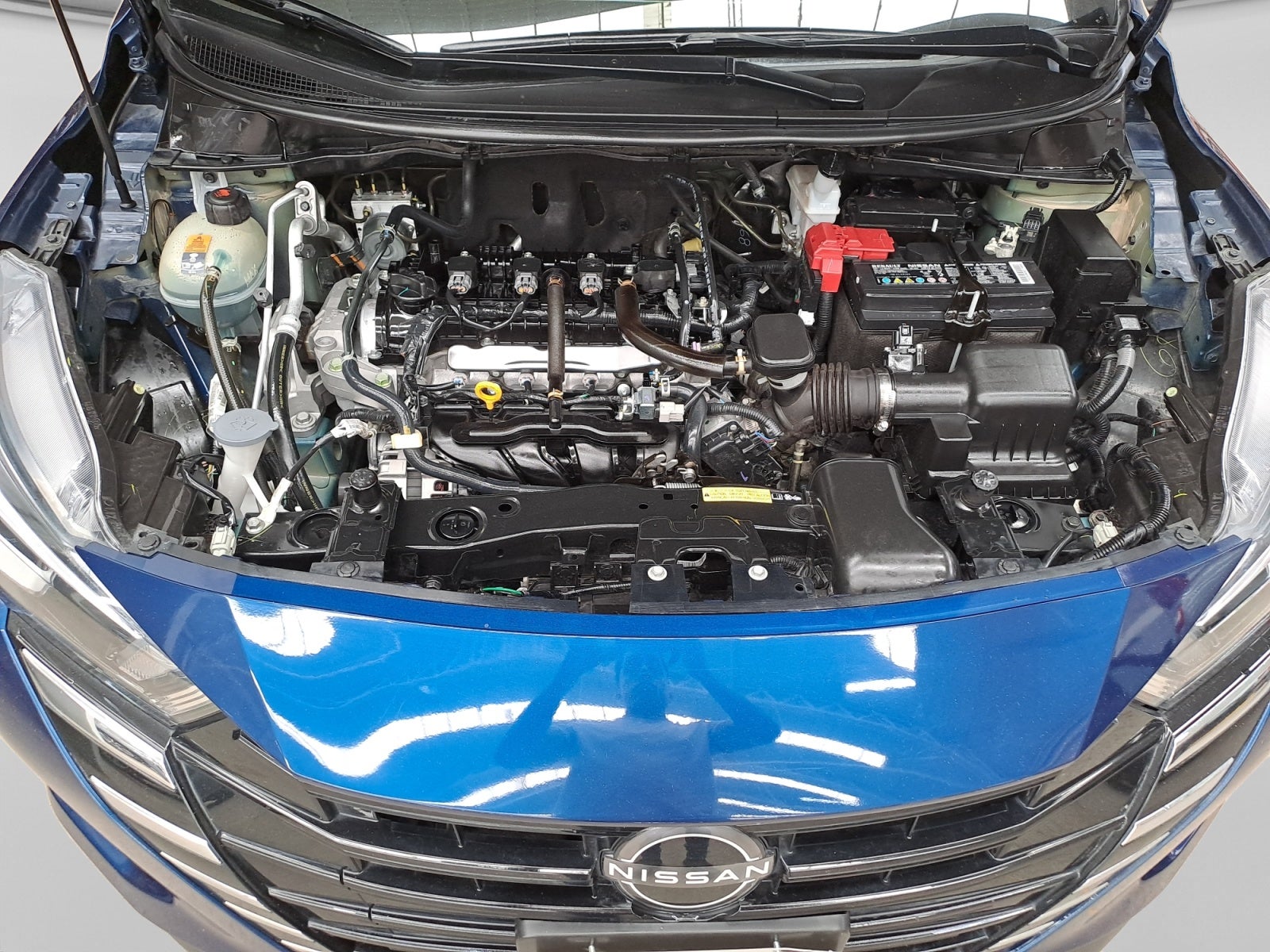 2023 Nissan VERSA ADVANCE CVT 23