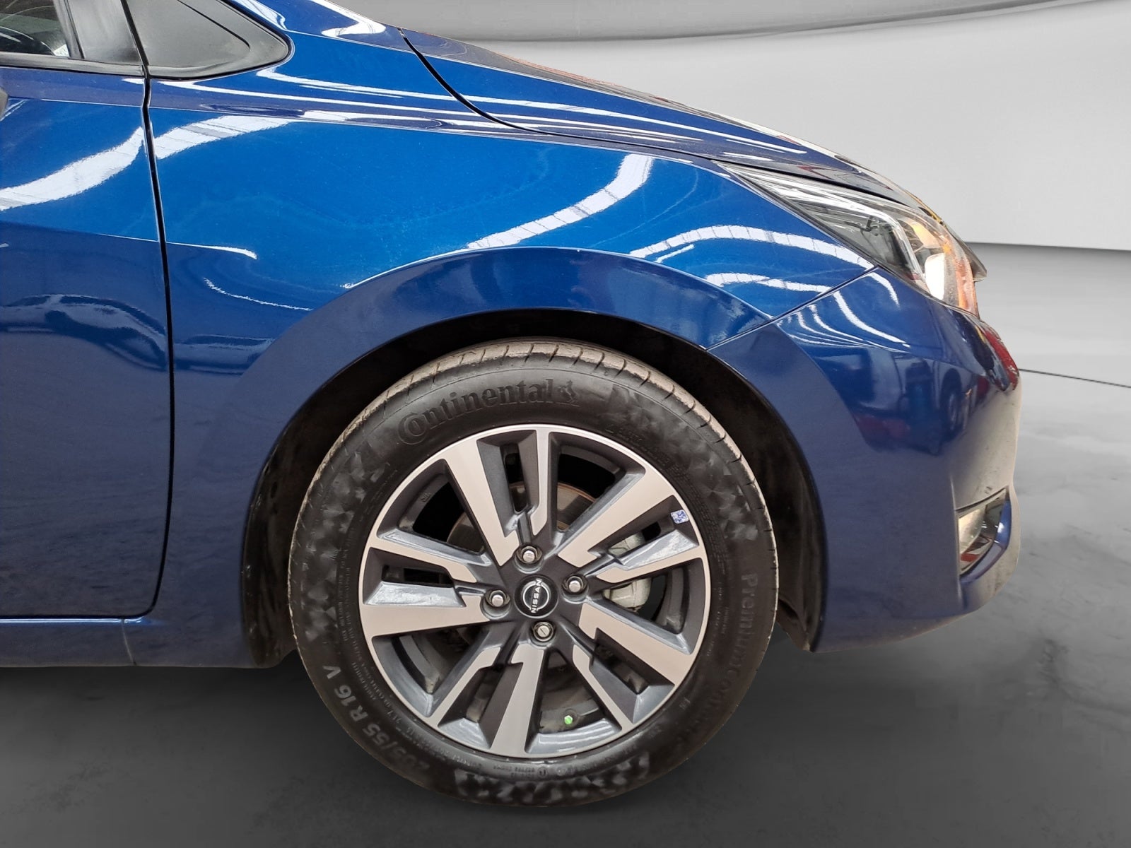 2023 Nissan VERSA ADVANCE CVT 23