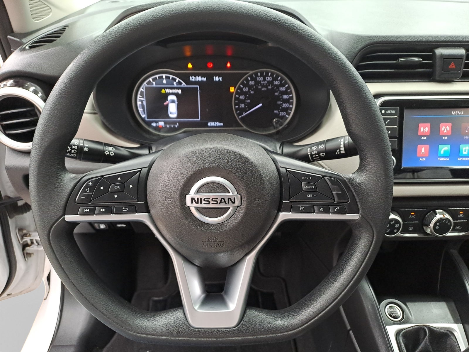 2021 Nissan VERSA ADVANCE MT 21